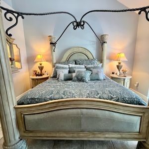 Croscill Gabrijel Blue King size 6 piece Comforter Set